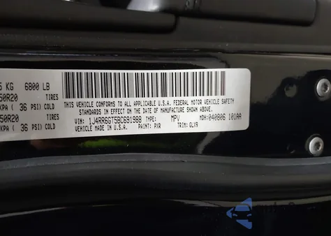 2011 Jeep Grand Cherokee Overland z USA, uszkodzony, nr VIN 1J4RR6GT5BC691988